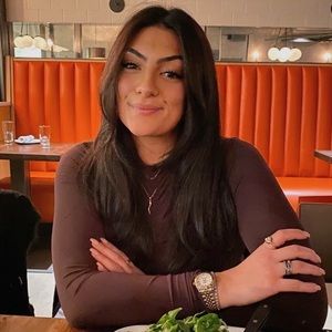 Meet your Posher, Sabrina